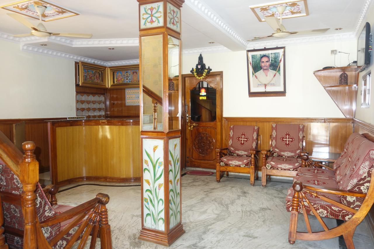 Hotel Sree Vaibhav Residency Tirupati Exterior foto
